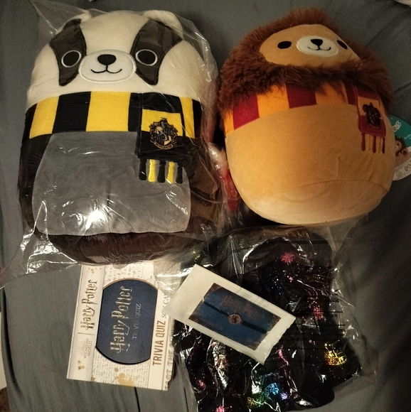 Harry Potter Bundle - Squishmallows & more - Picture 1 of 12